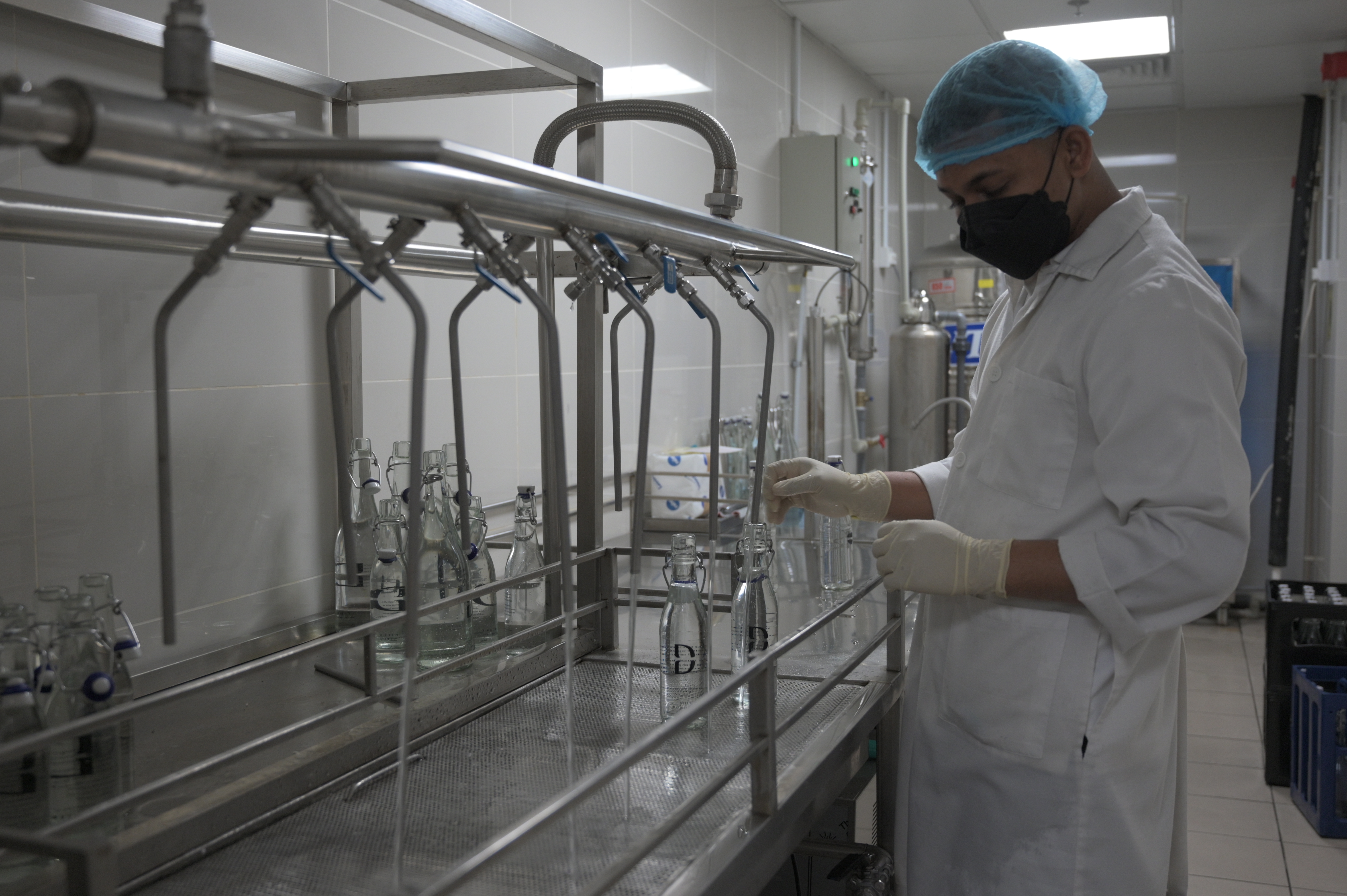 Reducing Single-use Plastic Packaging: Resort's In-house Bottling Plant Facility