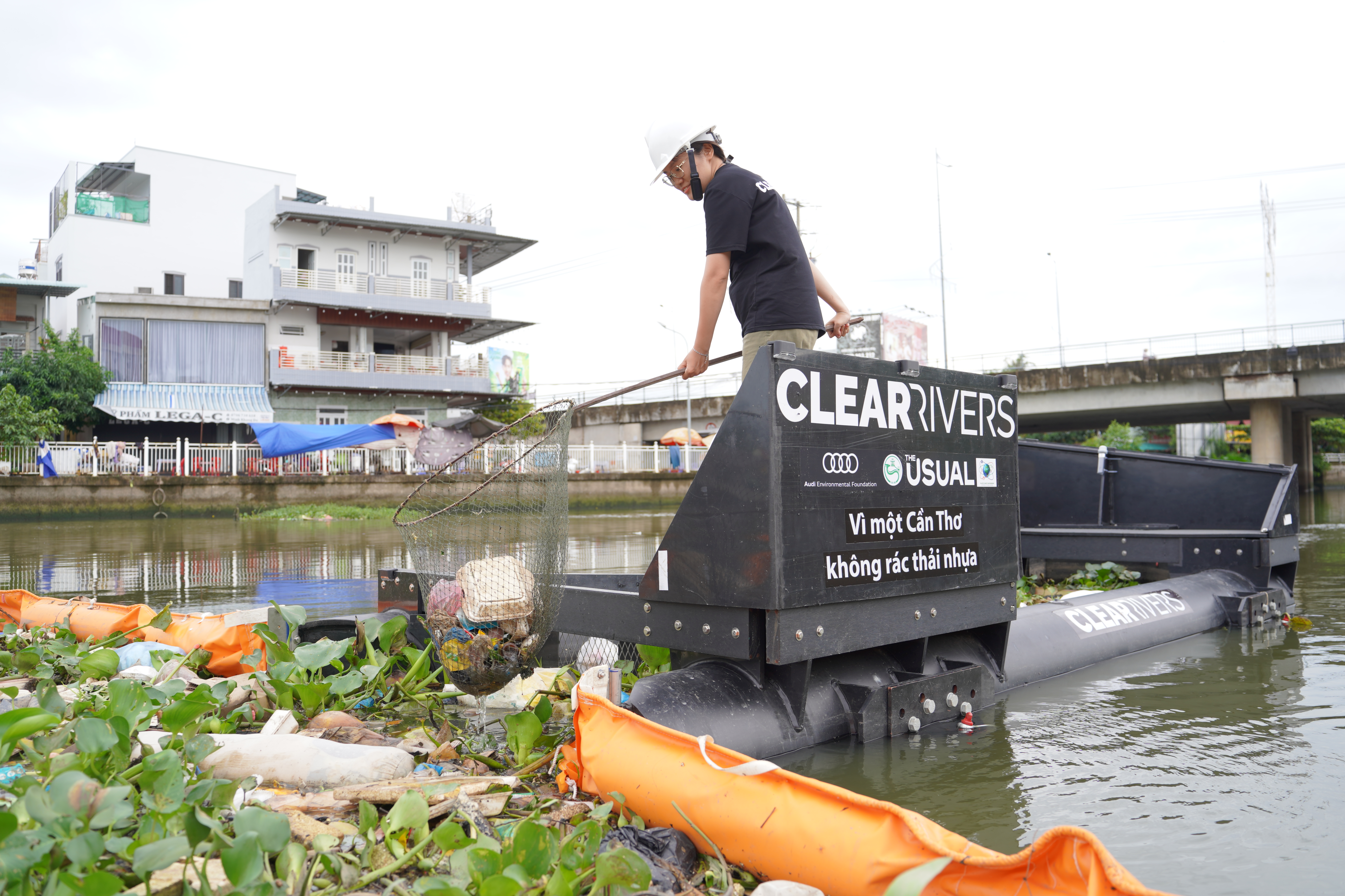 Litter Traps: A Cost-Effective Solution for Removing Litter from Waterways